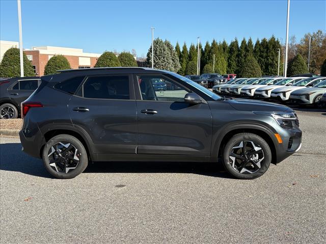 new 2026 Kia Seltos car, priced at $27,035