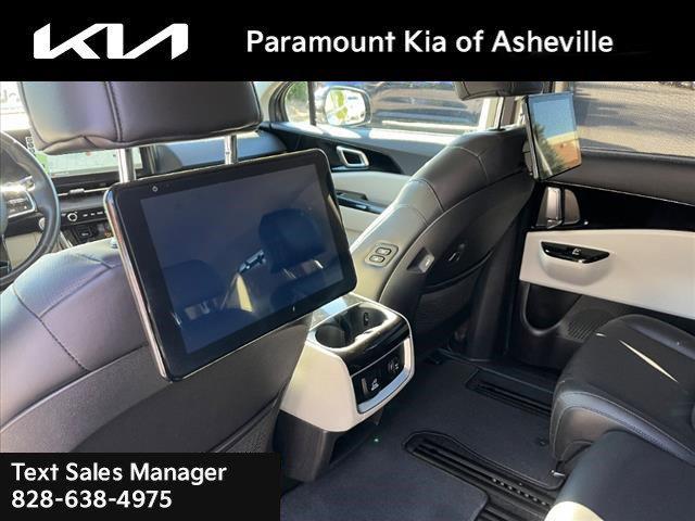 used 2022 Kia Carnival car, priced at $35,500