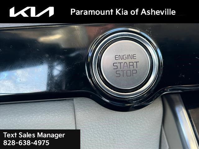 used 2022 Kia Carnival car, priced at $35,500