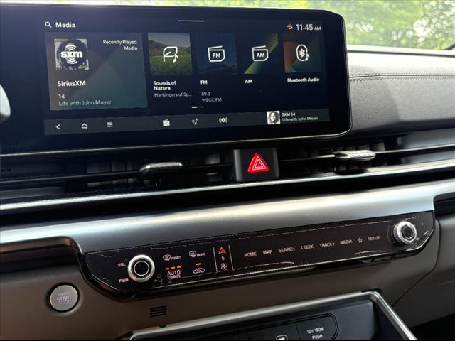 new 2025 Kia Carnival car, priced at $40,581