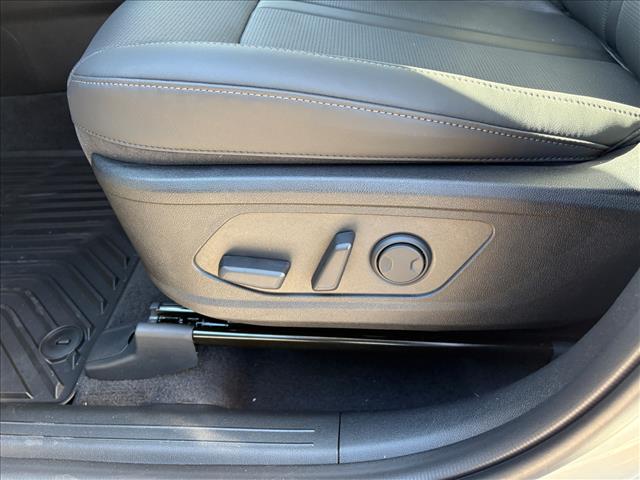 new 2026 Kia Sorento car, priced at $39,175