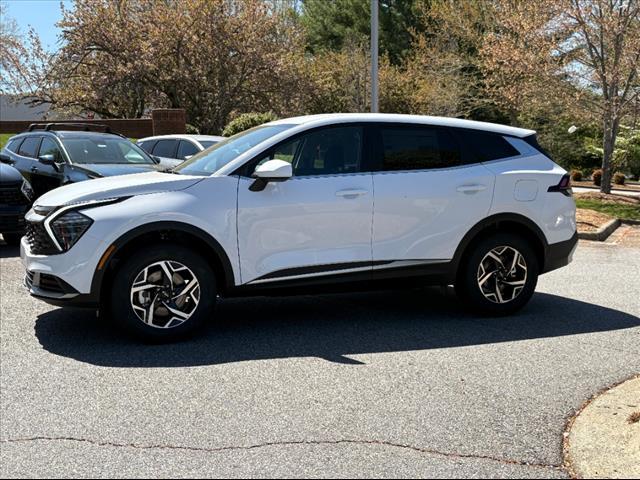 new 2025 Kia Sportage Hybrid car, priced at $35,835