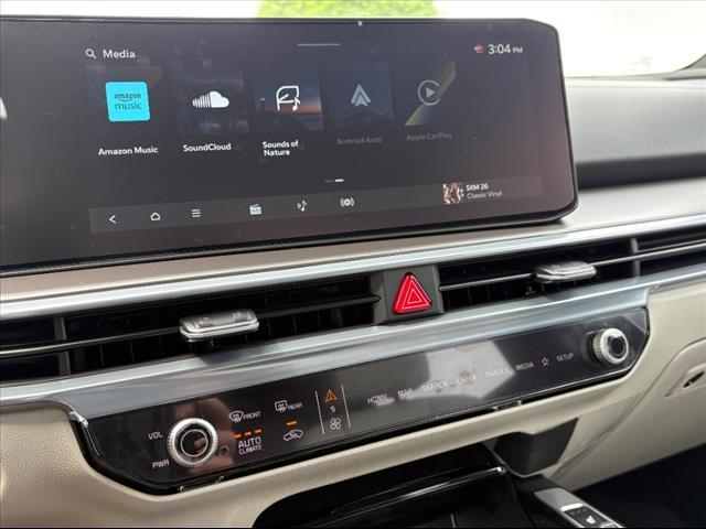 new 2025 Kia Sorento Hybrid car, priced at $48,890
