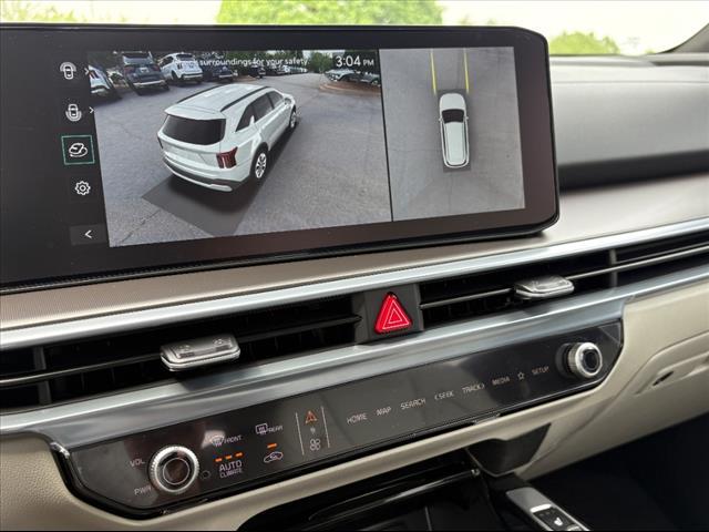 new 2025 Kia Sorento Hybrid car, priced at $48,890