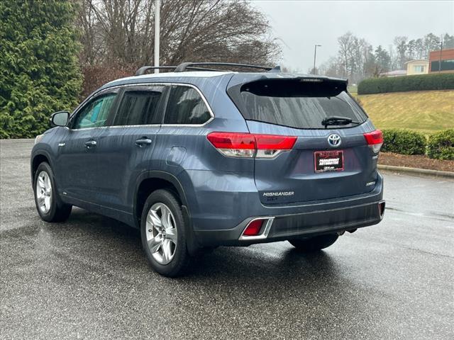 used 2018 Toyota Highlander Hybrid car, priced at $28,750