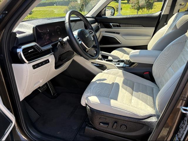 used 2024 Kia Telluride car, priced at $44,900