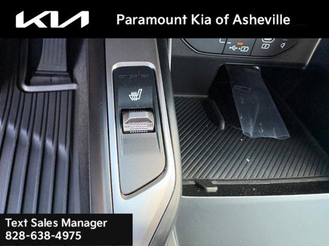 new 2025 Kia Sorento car, priced at $41,380