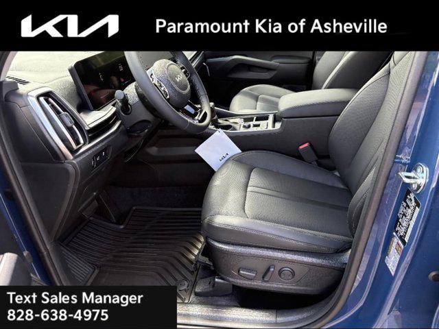 new 2025 Kia Sorento car, priced at $41,380