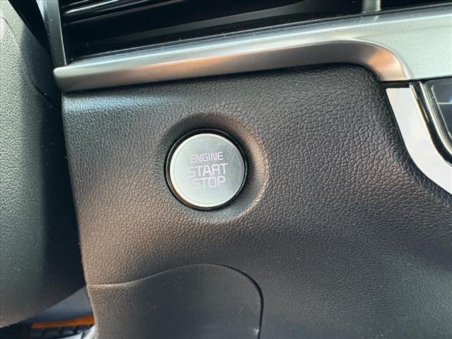 new 2025 Kia Sorento car, priced at $41,380