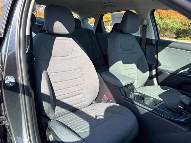 new 2025 Kia K4 car, priced at $25,375