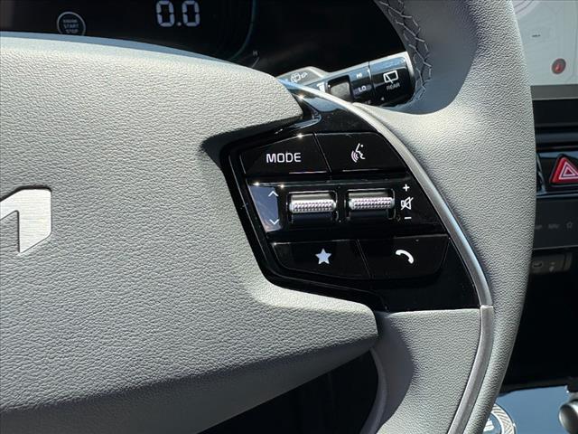 new 2025 Kia Niro car, priced at $31,315