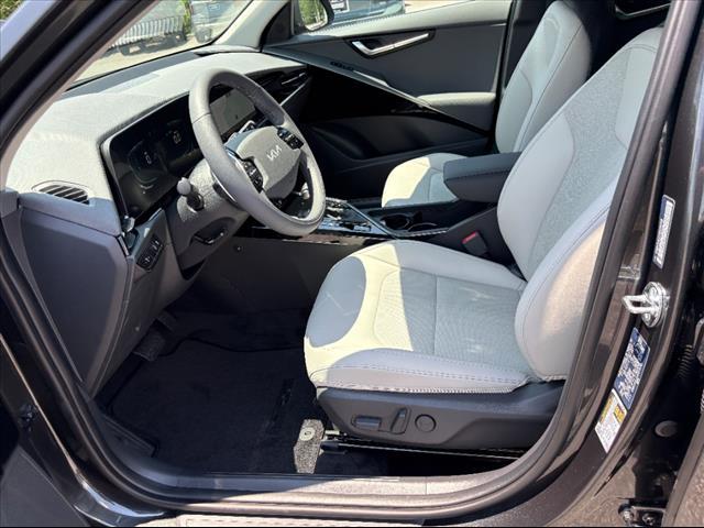 new 2025 Kia Niro car, priced at $31,315