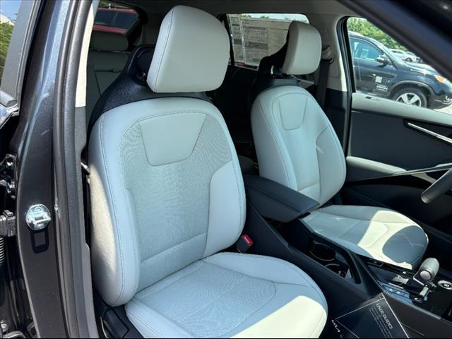 new 2025 Kia Niro car, priced at $31,315