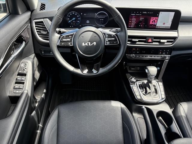 used 2025 Kia Seltos car, priced at $26,750
