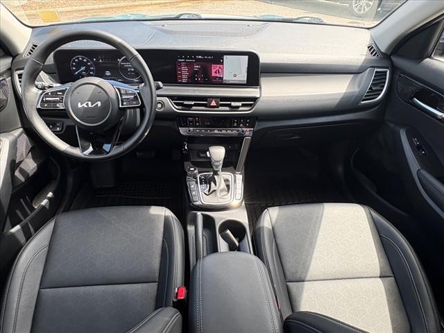 used 2025 Kia Seltos car, priced at $26,750