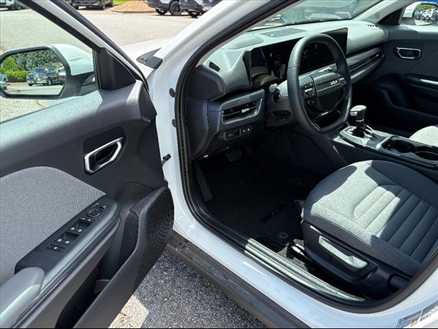 new 2025 Kia K4 car, priced at $24,961