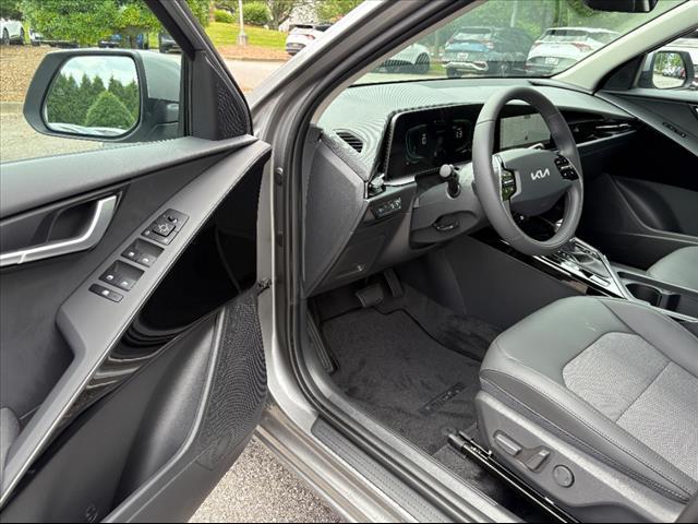 new 2025 Kia Niro car, priced at $31,029