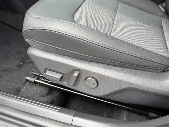 new 2025 Kia Niro car, priced at $31,029