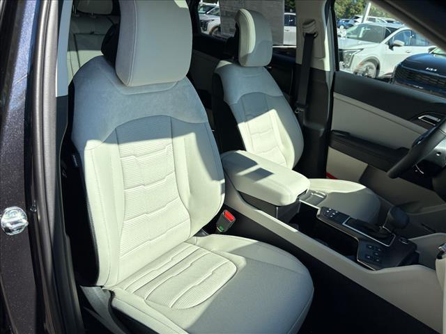 new 2026 Kia Sportage car, priced at $40,395