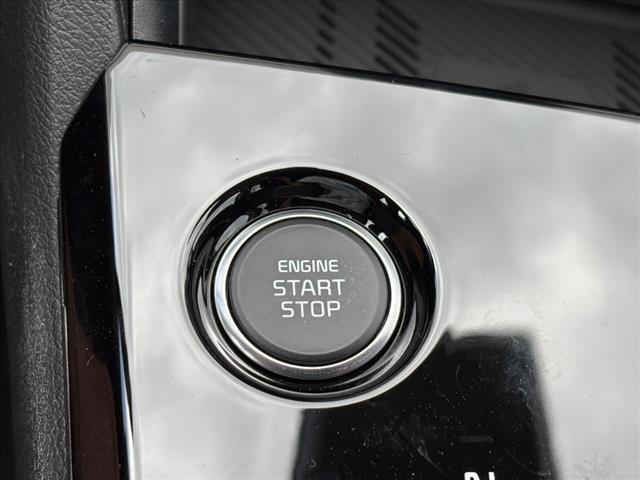 new 2025 Kia Sportage Hybrid car, priced at $36,370