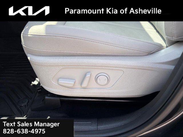 new 2025 Kia Sorento car, priced at $42,441