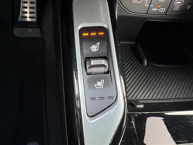 used 2025 Kia Sorento car, priced at $48,565