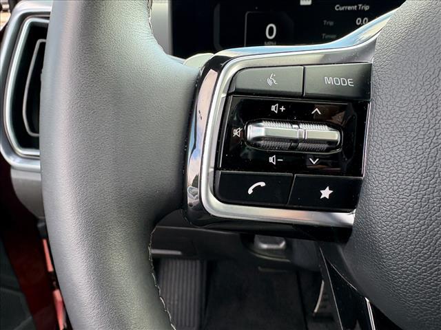 used 2025 Kia Sorento car, priced at $48,565