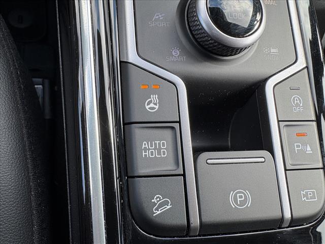 used 2025 Kia Sorento car, priced at $48,565