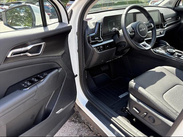 new 2025 Kia Sportage Hybrid car, priced at $35,590