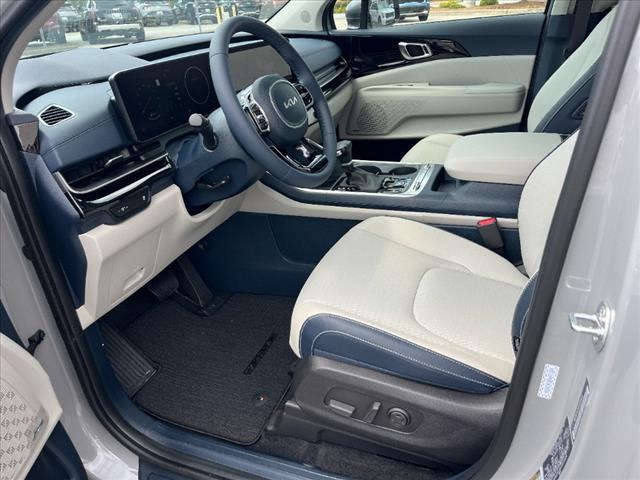 new 2025 Kia Carnival car, priced at $52,991