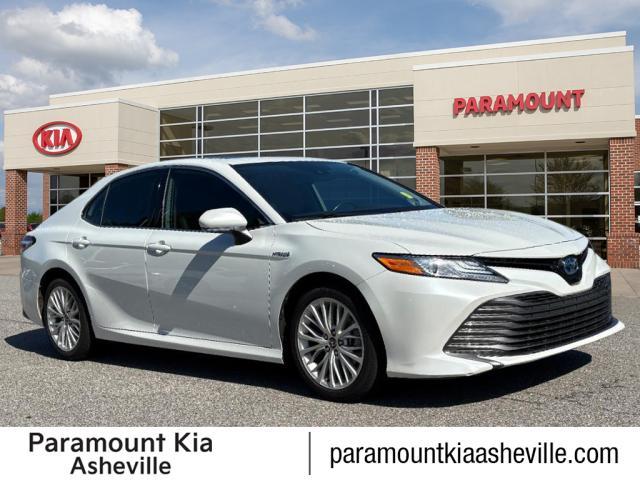 used 2020 Toyota Camry Hybrid car, priced at $28,000