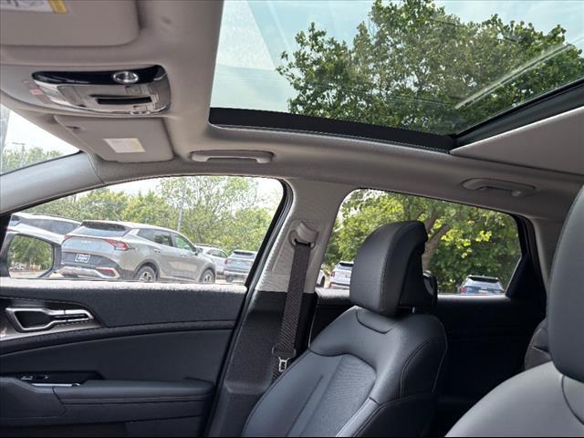 new 2025 Kia Sportage Hybrid car, priced at $38,425