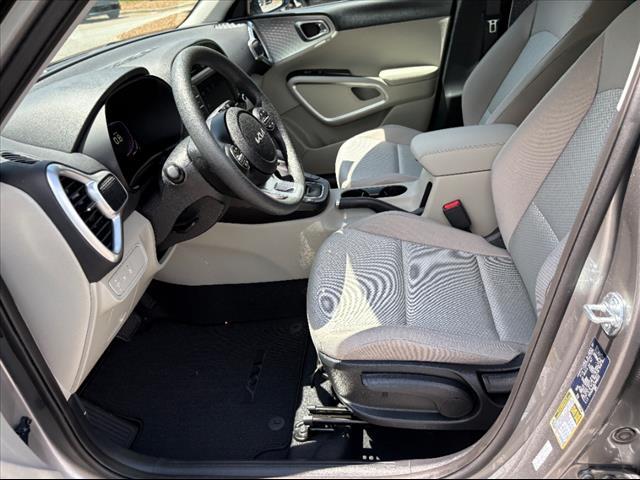 new 2025 Kia Soul car, priced at $21,977