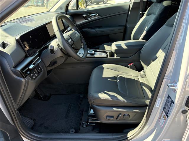 new 2026 Kia Sportage Hybrid car, priced at $43,285