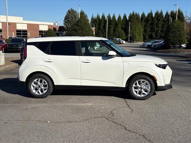 new 2025 Kia Soul car, priced at $21,720