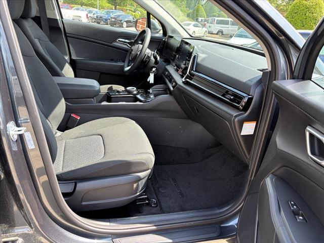 new 2025 Kia Sportage Hybrid car, priced at $29,885
