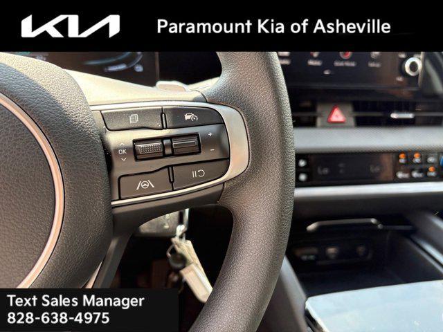 new 2025 Kia Sportage Hybrid car, priced at $29,885