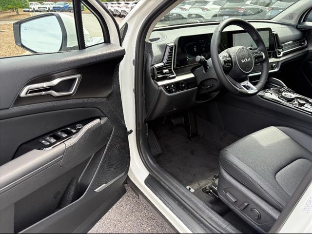 new 2025 Kia Sportage Hybrid car, priced at $34,157