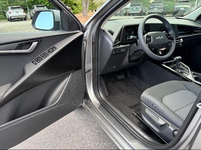 new 2025 Kia Niro car, priced at $29,190
