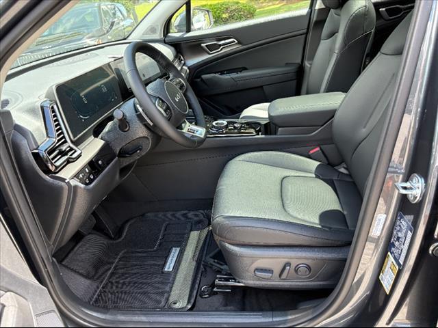 new 2025 Kia Sportage Hybrid car, priced at $35,901