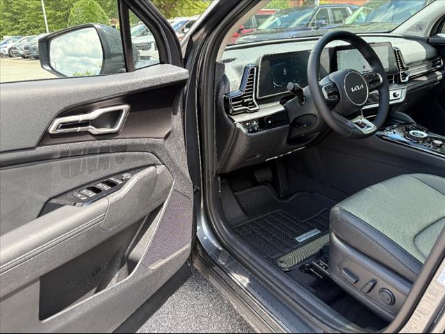 new 2025 Kia Sportage Hybrid car, priced at $35,901