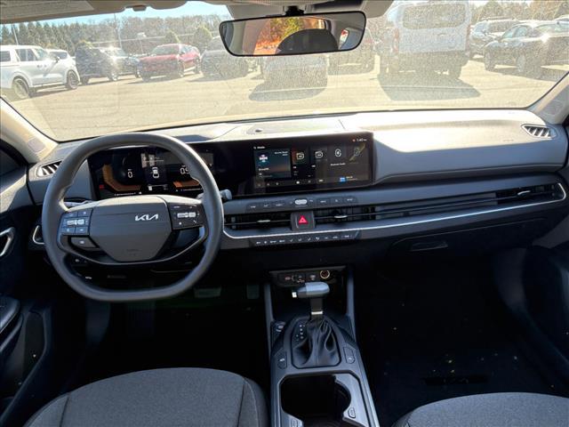 new 2025 Kia K4 car, priced at $24,375