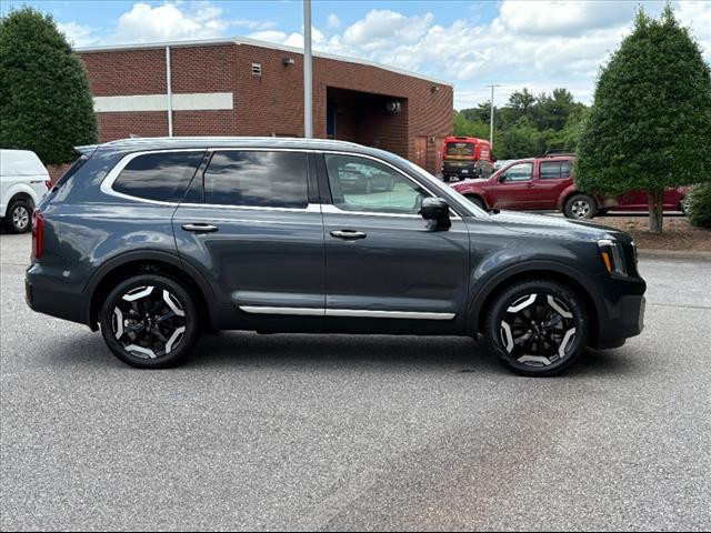 used 2023 Kia Telluride car, priced at $36,000