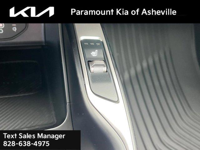 new 2025 Kia Sorento car, priced at $42,900