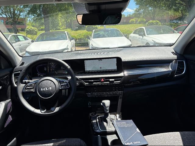 new 2025 Kia Seltos car, priced at $26,302