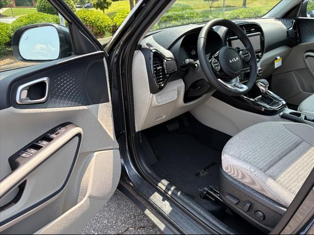 new 2025 Kia Soul car, priced at $25,130