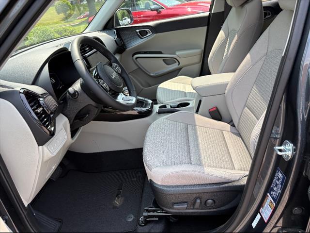 new 2025 Kia Soul car, priced at $25,130