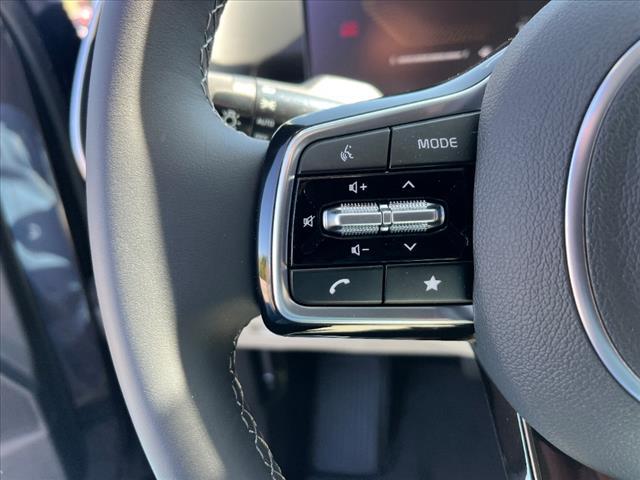 new 2025 Kia Sorento car, priced at $36,676