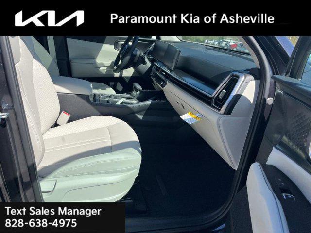 new 2025 Kia Sorento car, priced at $36,676