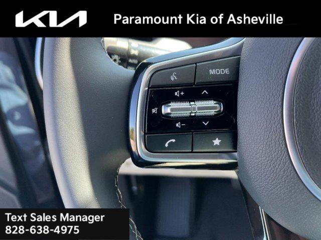 new 2025 Kia Sorento car, priced at $36,676
